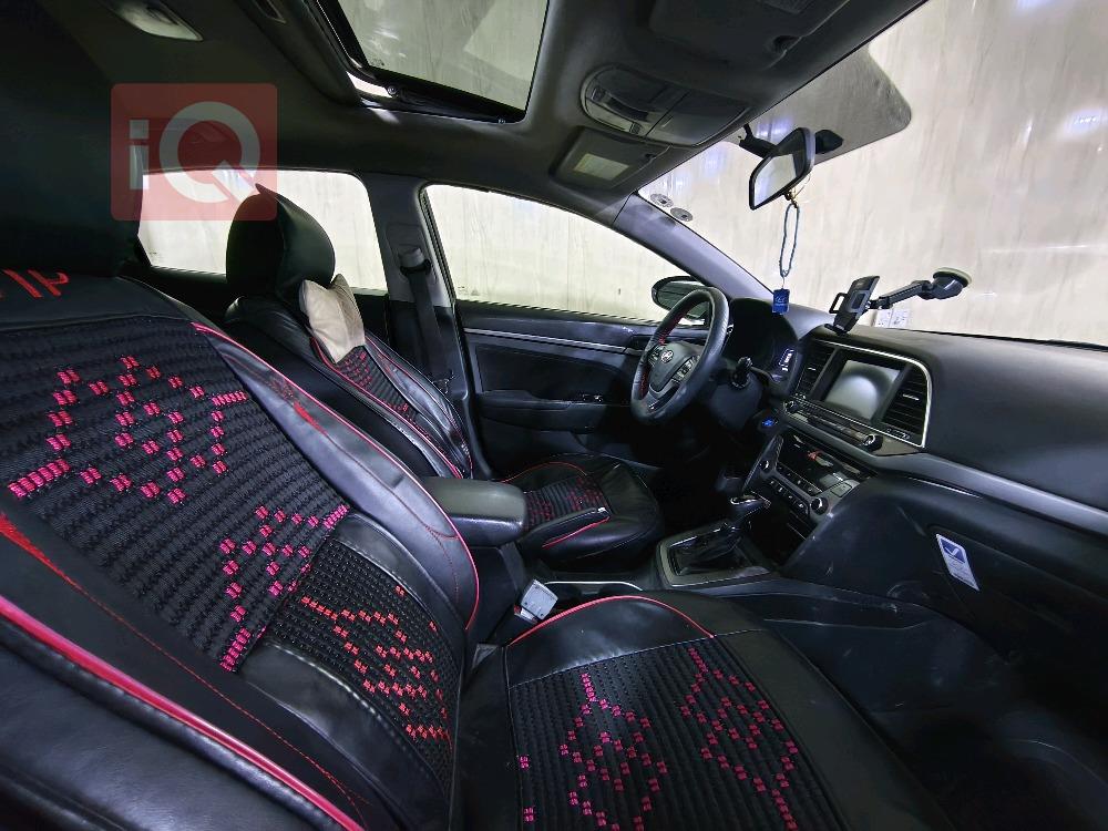 هيونداي النترا